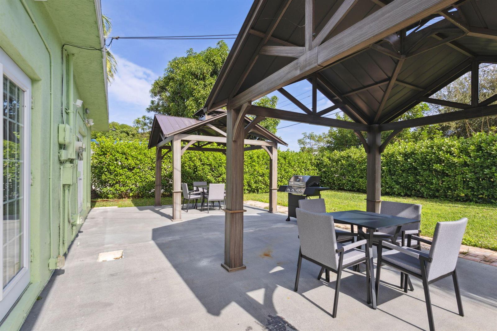 See details / 0 2944 sq. ft. $ 2026-09-25 0 Photo