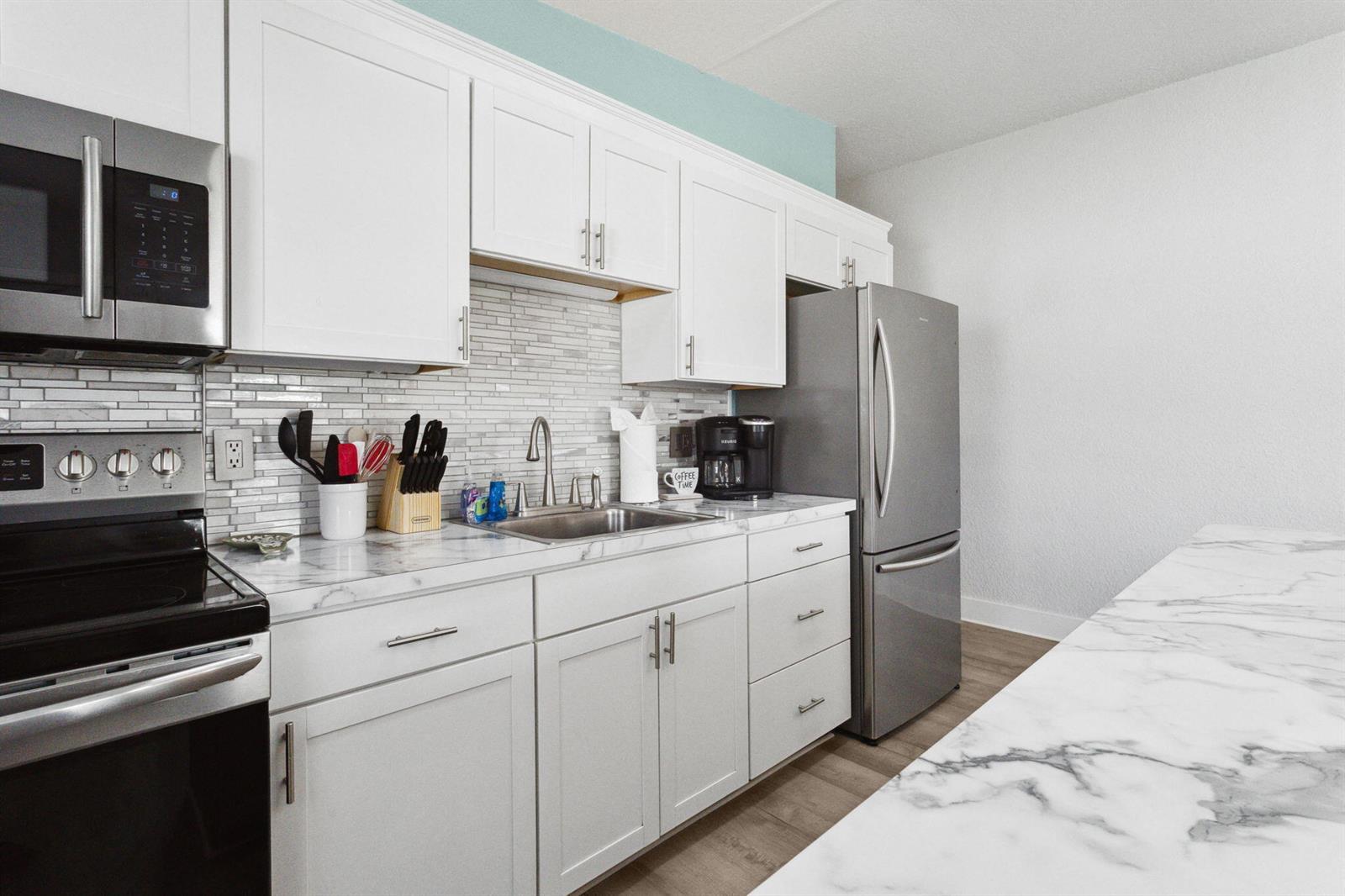 See details / 0 2944 sq. ft. $ 2026-09-25 0 Photo