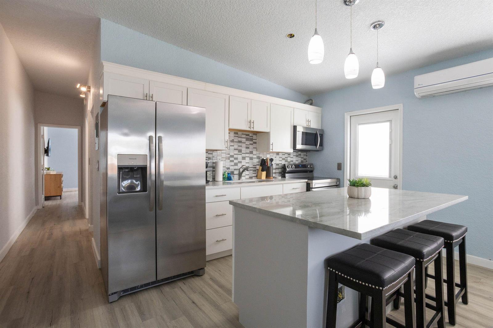 See details / 0 2944 sq. ft. $ 2026-09-25 0 Photo