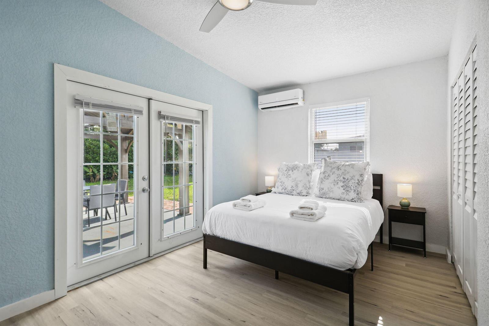See details / 0 2944 sq. ft. $ 2026-09-25 0 Photo
