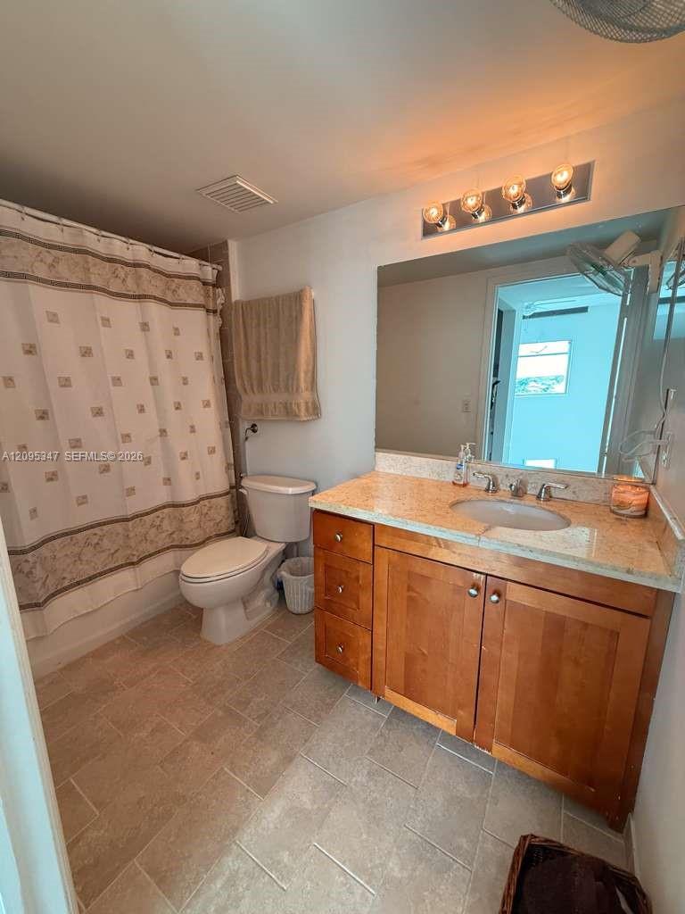 809 2 / 2 829 sq. ft. $ 2026-10-06 0 Photo