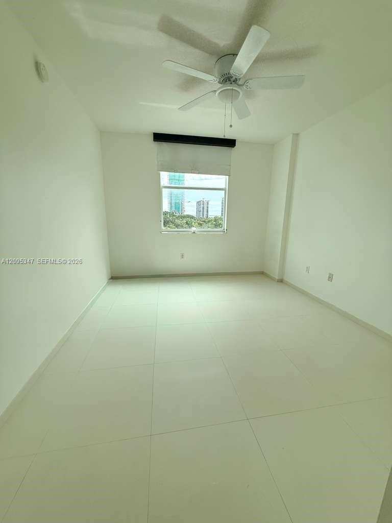 809 2 / 2 829 sq. ft. $ 2026-10-06 0 Photo