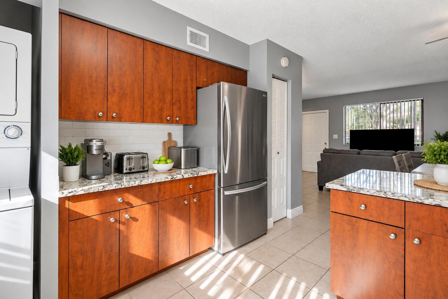   / 0 4000 sq. ft. $ 2026-09-25 0 Photo