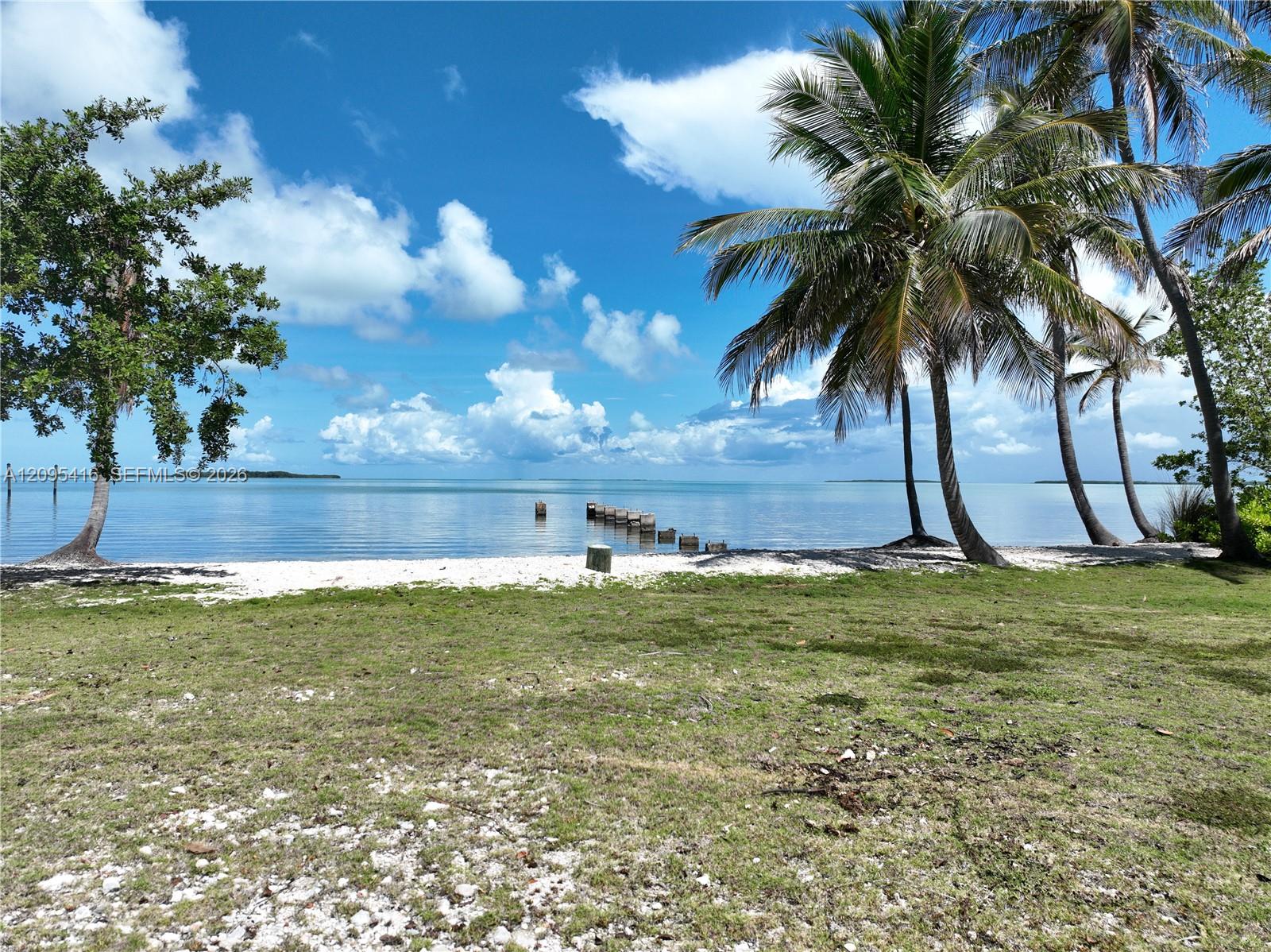   /   sq. ft. $ 2026-09-24 0 foto