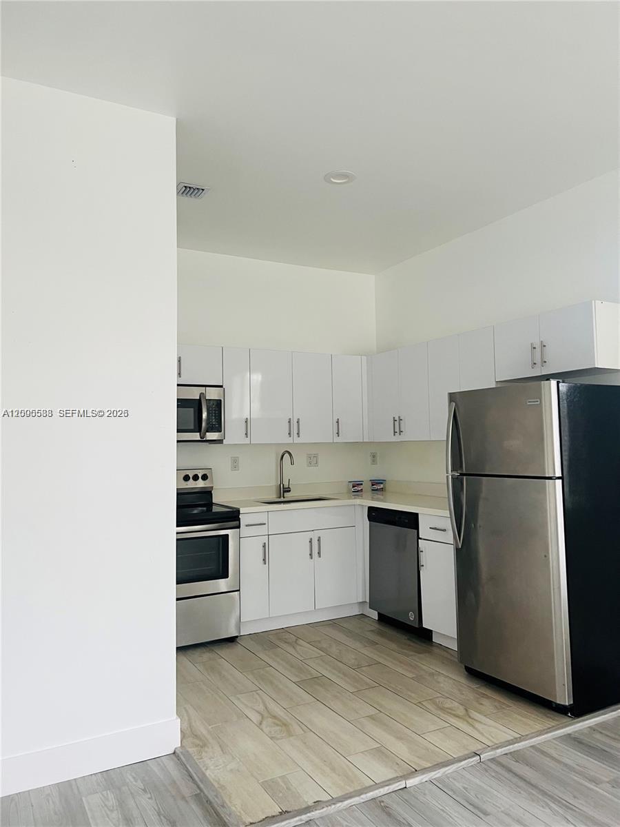 Ver detalles / 1890 sq. ft. $ 2026-09-25 0 foto