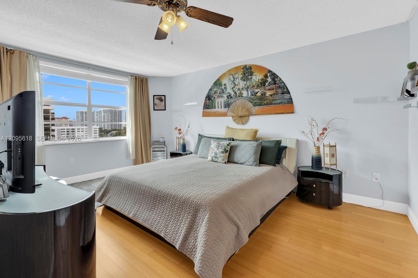 See details 10G 2 / 2 1240 sq. ft. $ 2026-09-25 0 Photo