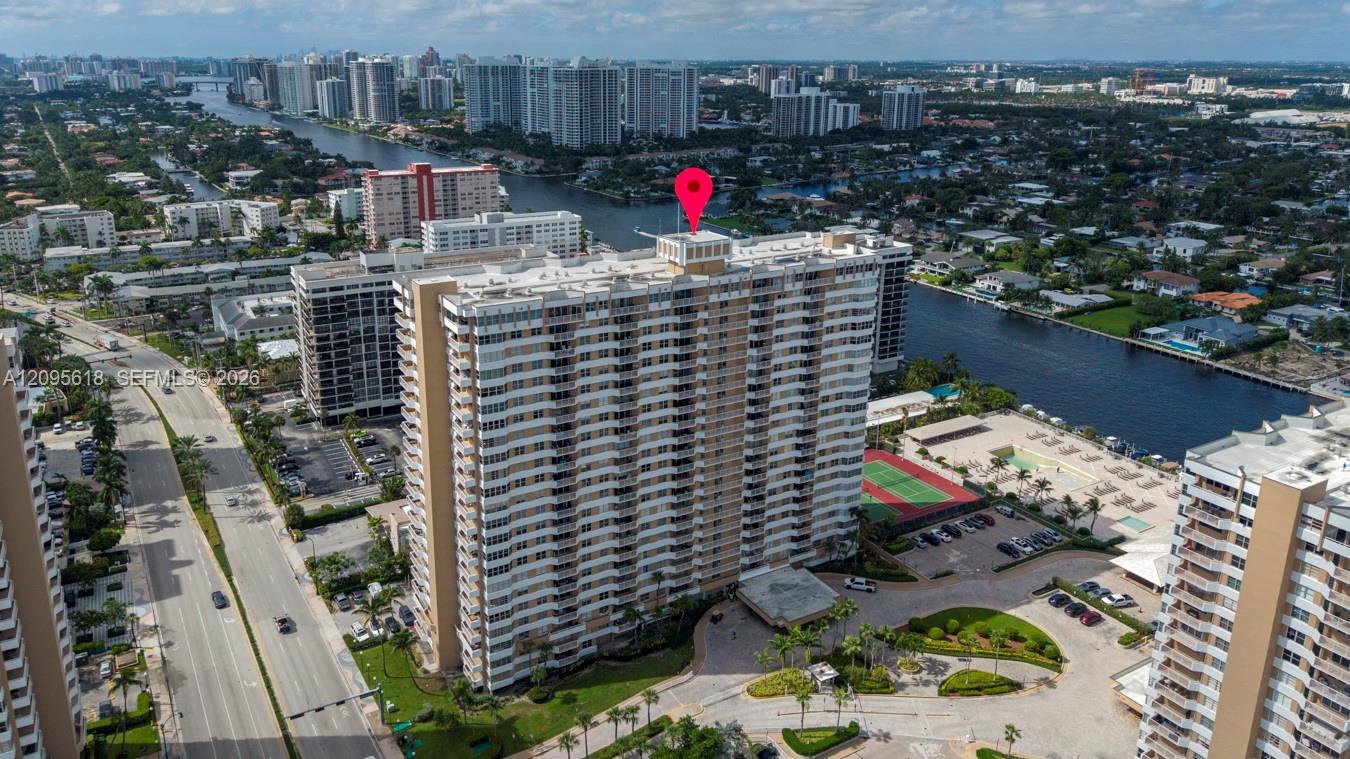 See details 10G 2 / 2 1240 sq. ft. $ 2026-09-25 0 Photo