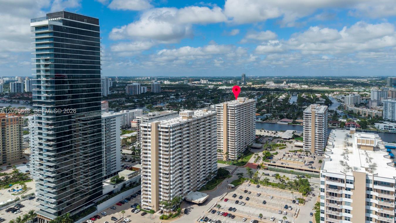 See details 10G 2 / 2 1240 sq. ft. $ 2026-09-25 0 Photo