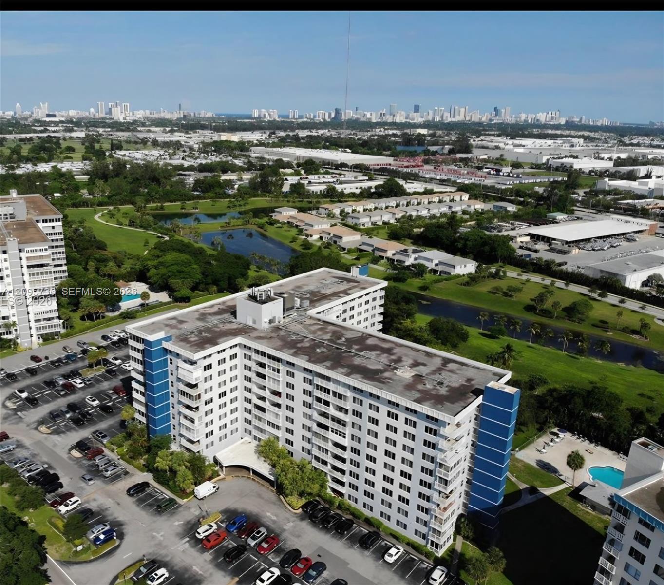 705 1 / 2 844 sq. ft. $ 2026-10-08 0 Photo