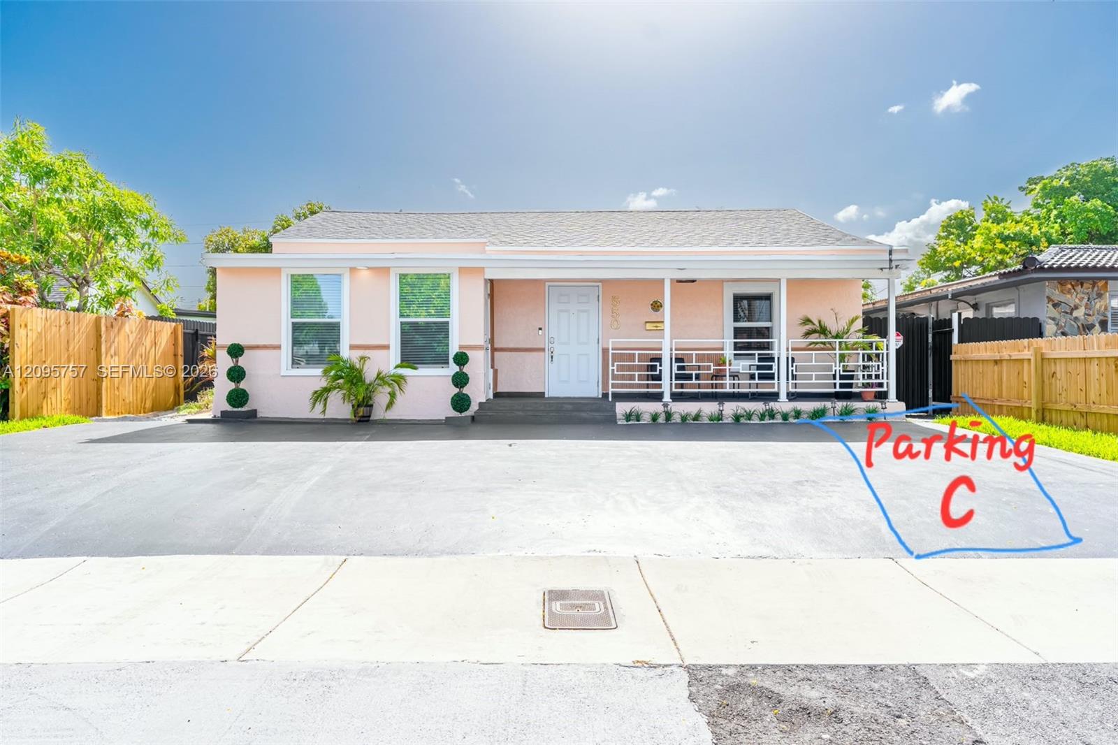 Ver detalles / 1424 sq. ft. $ 2026-09-25 0 foto