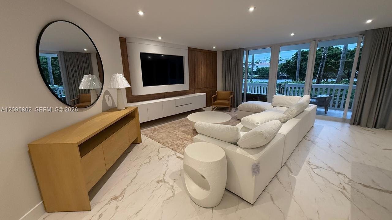 See details BV-01 3 / 4 2390 sq. ft. $ 2026-09-25 0 Photo