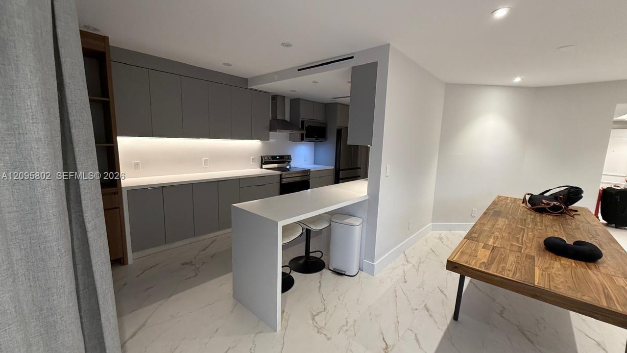 See details BV-01 3 / 4 2390 sq. ft. $ 2026-09-25 0 Photo