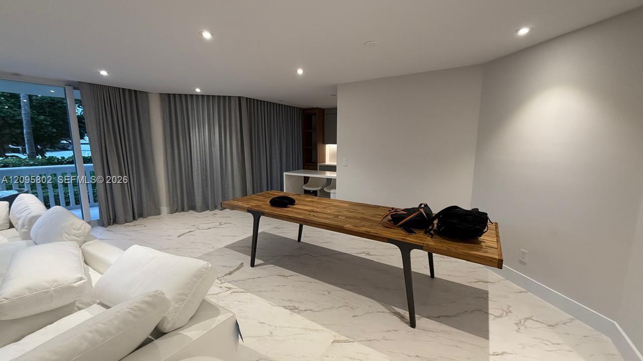 See details BV-01 3 / 4 2390 sq. ft. $ 2026-09-25 0 Photo