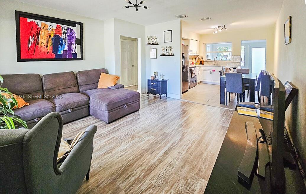 Ver detalles / 2860 sq. ft. $ 2026-09-25 0 foto
