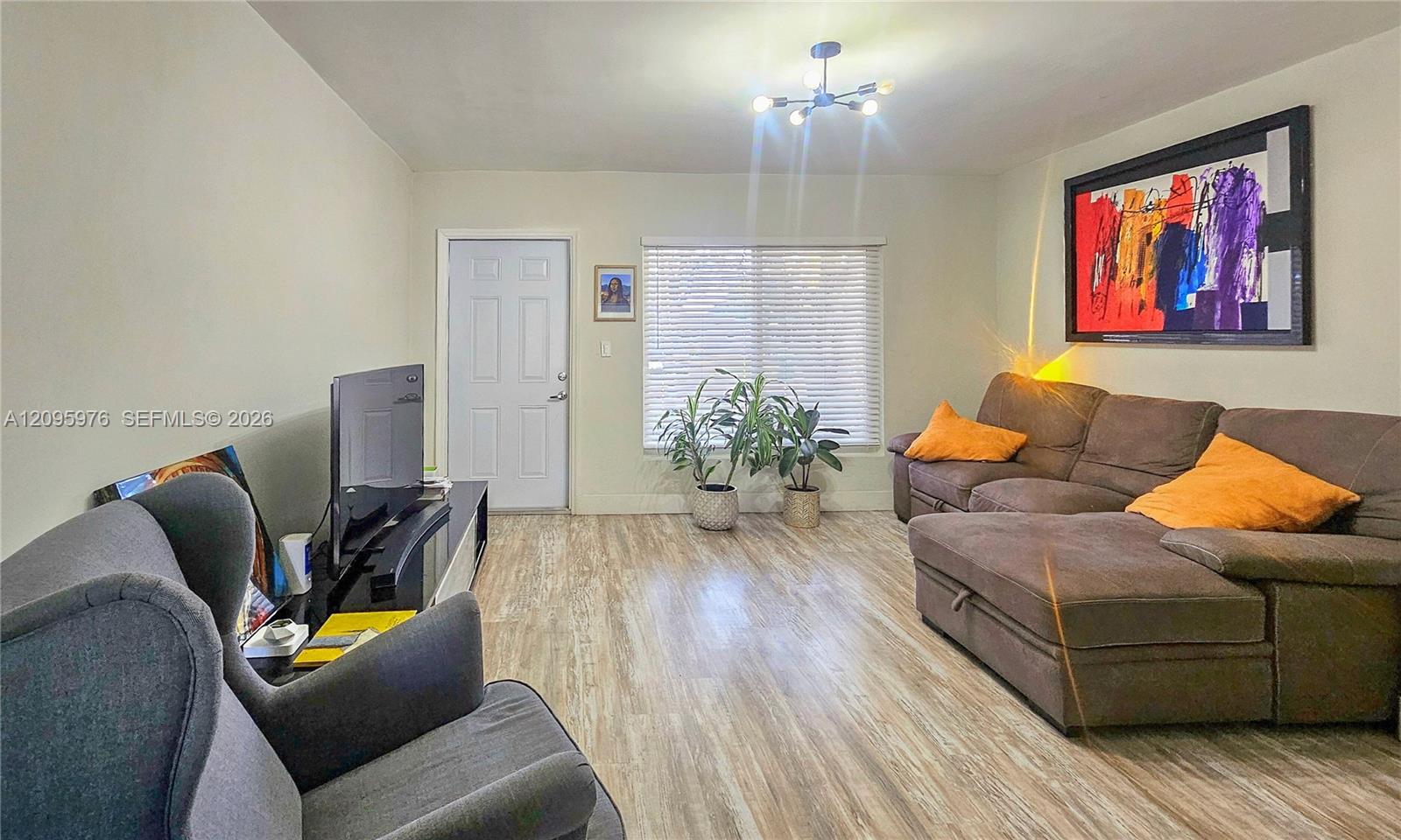 Ver detalles / 2860 sq. ft. $ 2026-09-25 0 foto