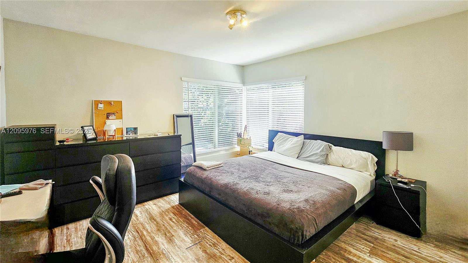 Ver detalles / 2860 sq. ft. $ 2026-09-25 0 foto