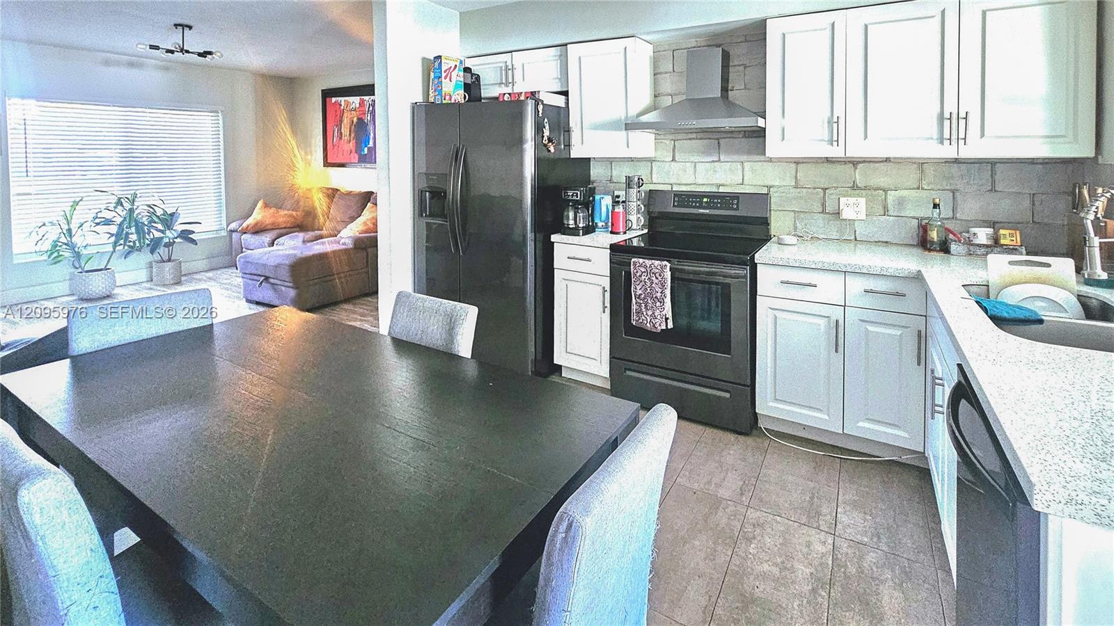 Ver detalles / 2860 sq. ft. $ 2026-09-25 0 foto