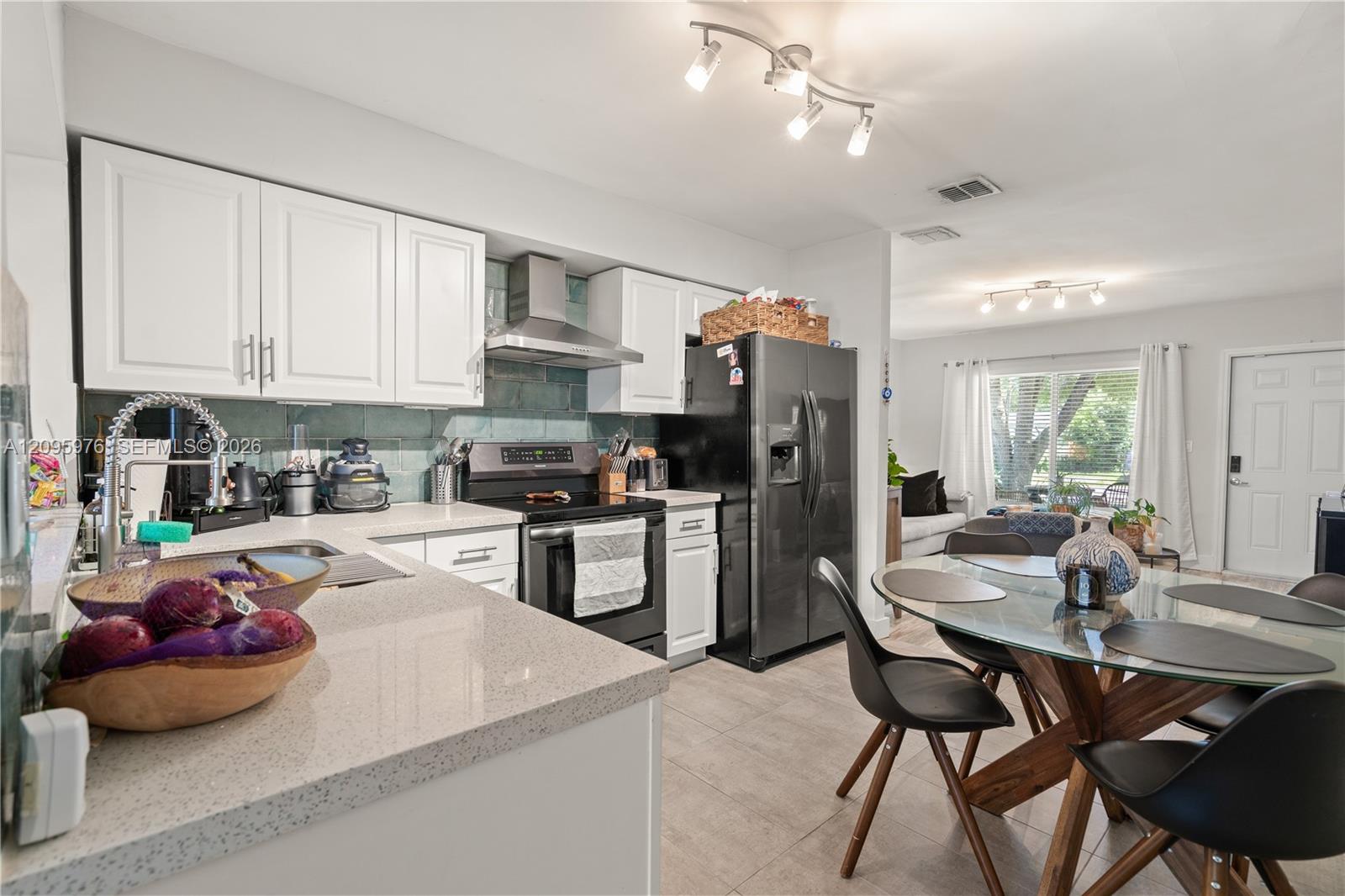 Ver detalles / 2860 sq. ft. $ 2026-09-25 0 foto