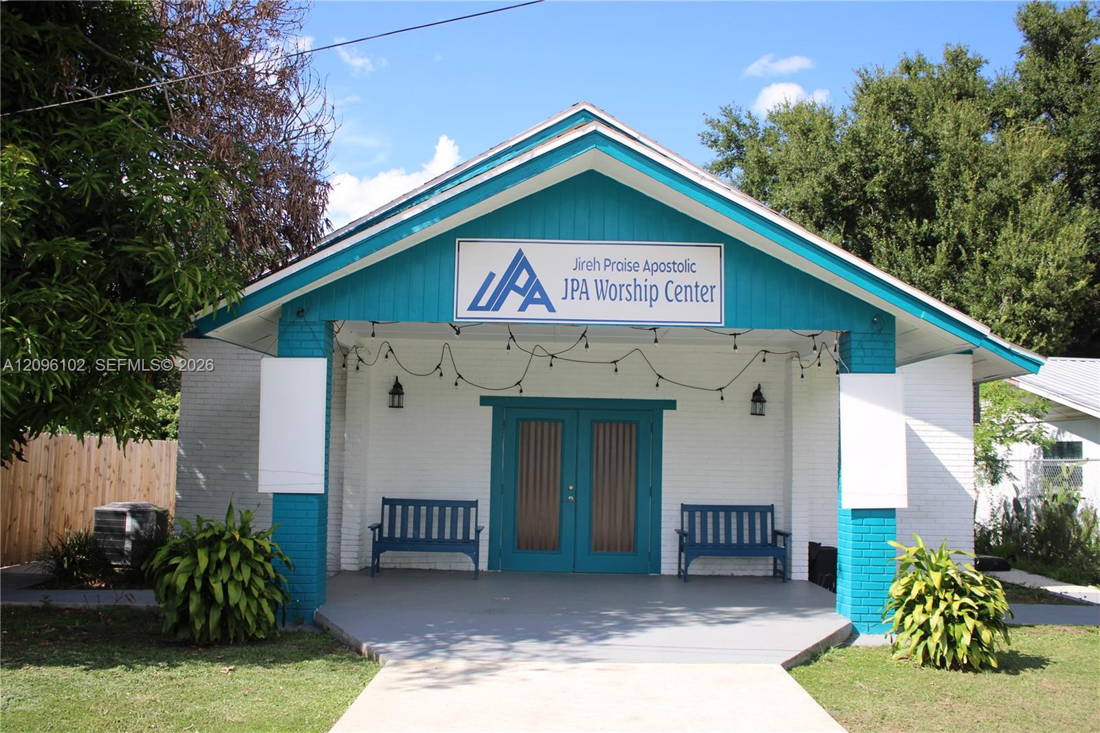 214 2 / 2  sq. ft. $ 2026-09-26 0 foto