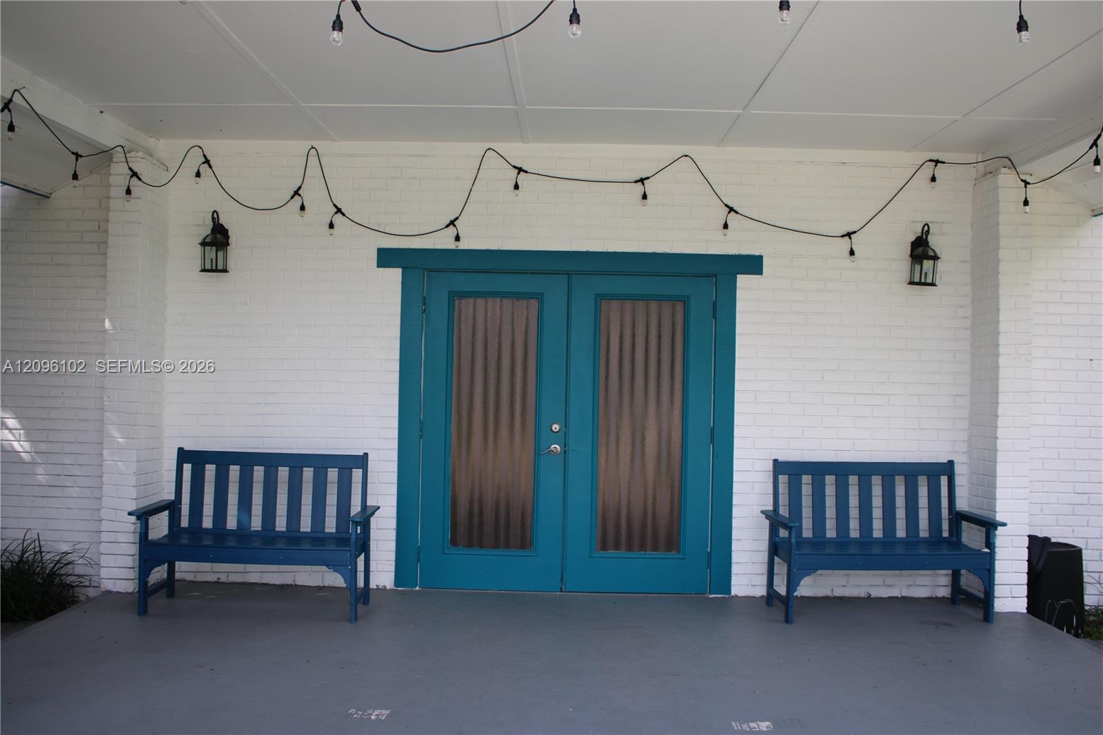 214 2 / 2  sq. ft. $ 2026-09-26 0 foto
