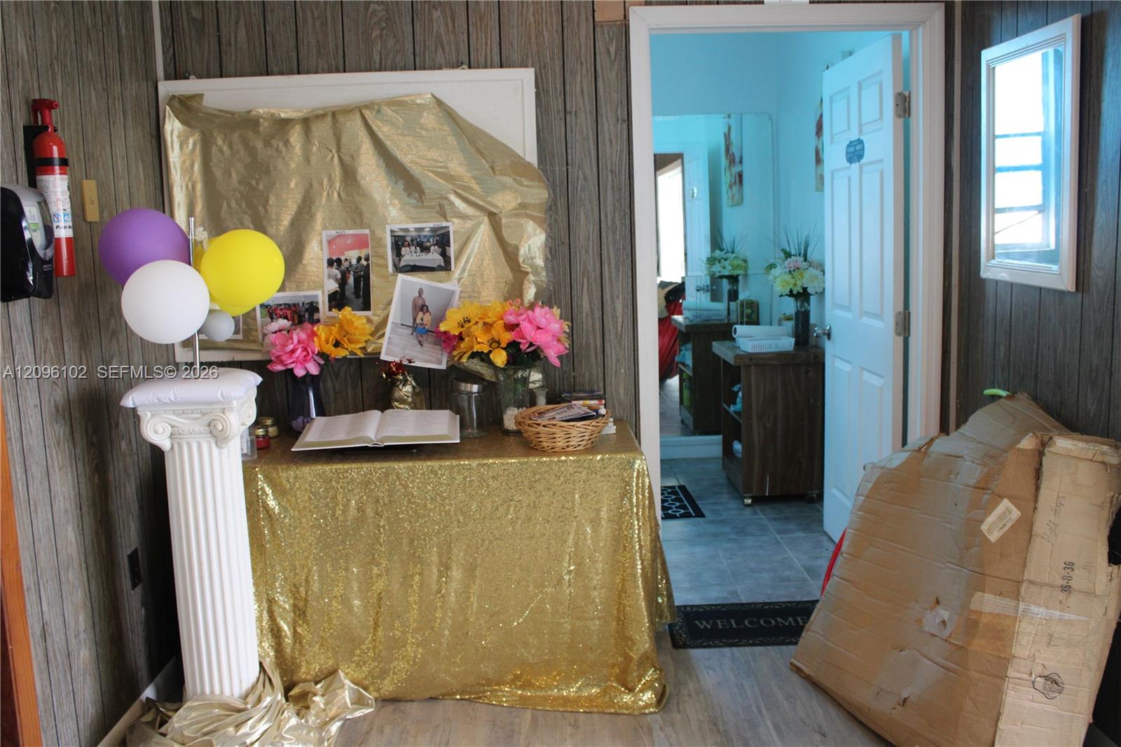 214 2 / 2  sq. ft. $ 2026-09-26 0 foto