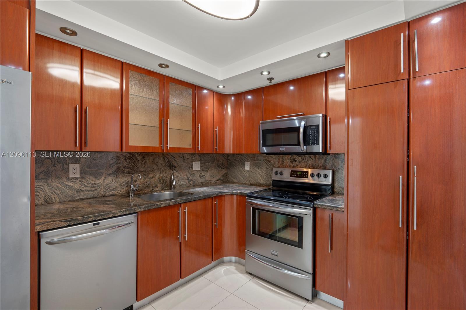 See details 1103 2 / 2 1232 sq. ft. $ 2026-09-26 0 Photo
