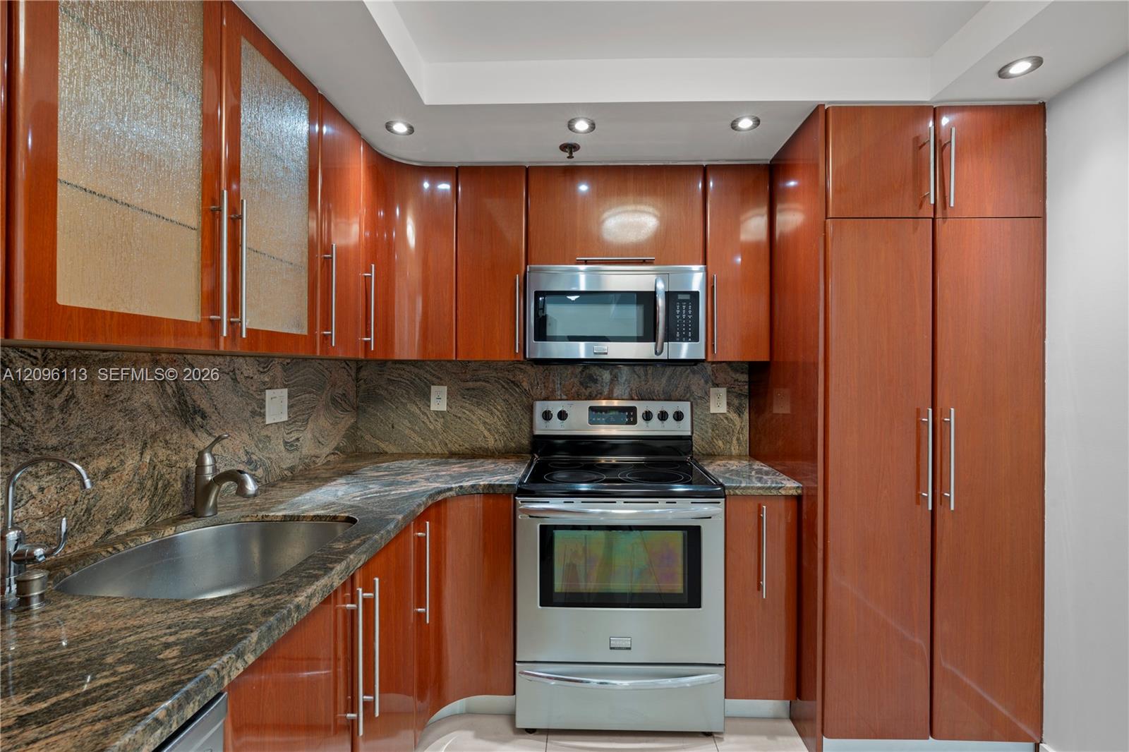 See details 1103 2 / 2 1232 sq. ft. $ 2026-09-26 0 Photo