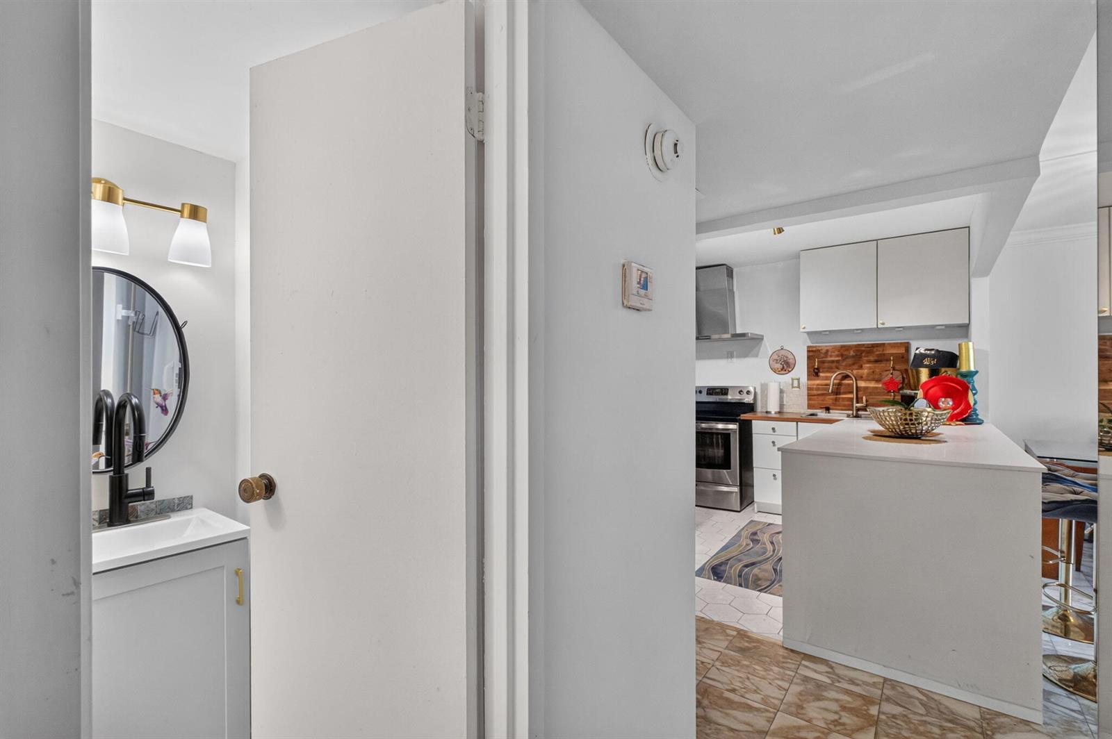 620 1 /  991 sq. ft. $ 2026-09-27 0 foto