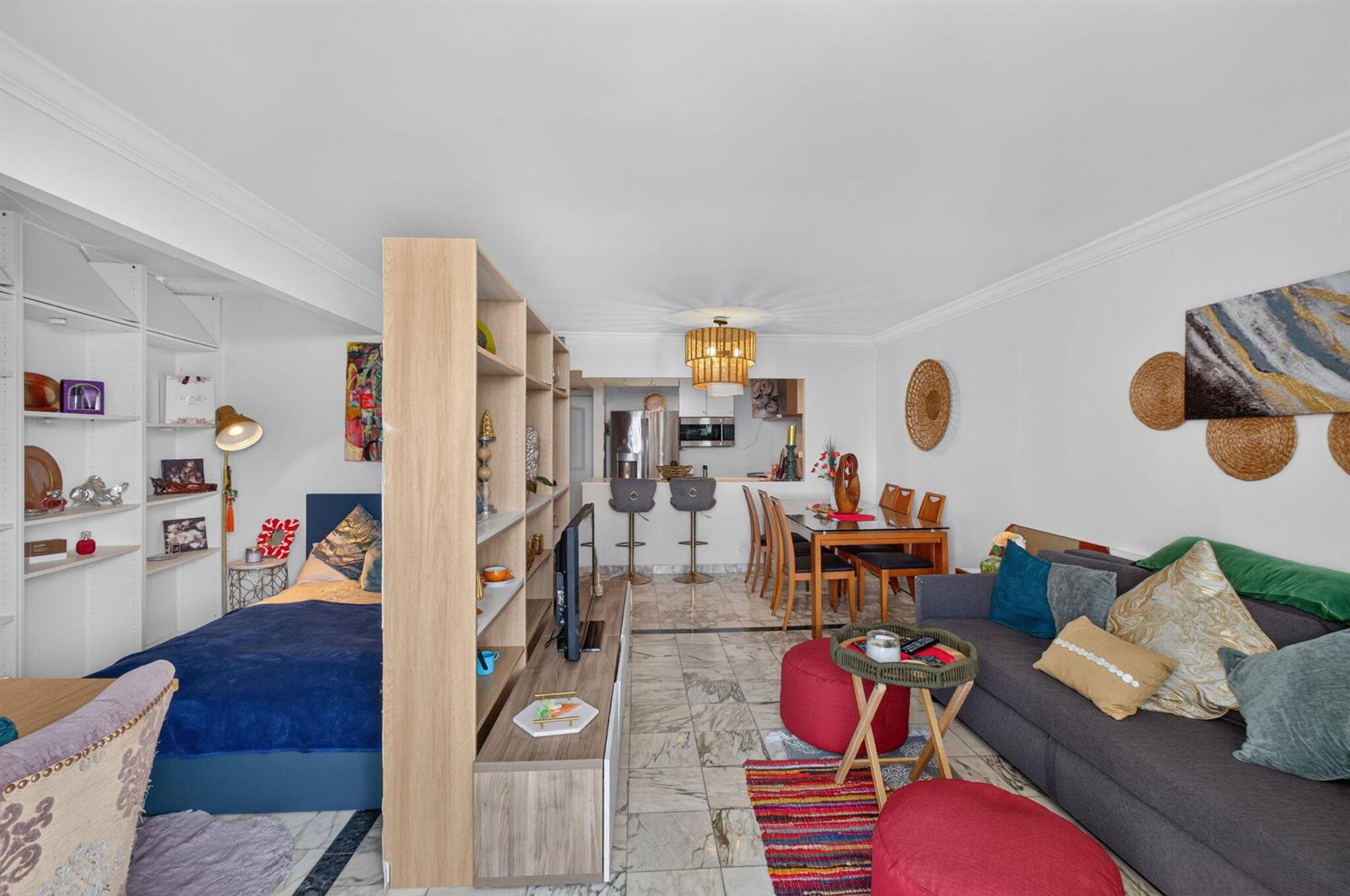 620 1 /  991 sq. ft. $ 2026-09-27 0 foto