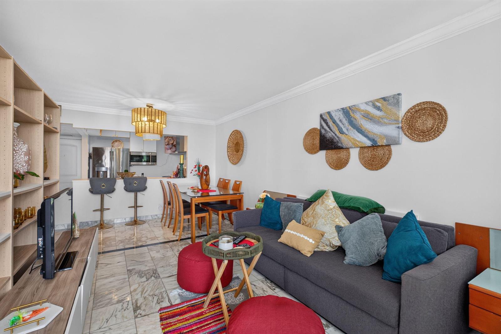 620 1 /  991 sq. ft. $ 2026-09-27 0 foto