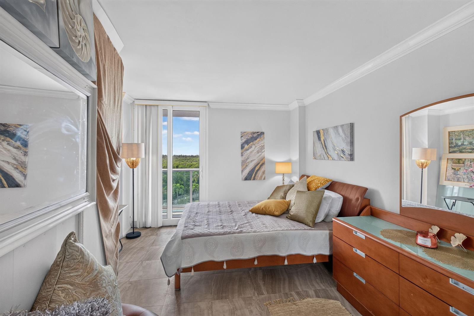 620 1 /  991 sq. ft. $ 2026-09-27 0 foto