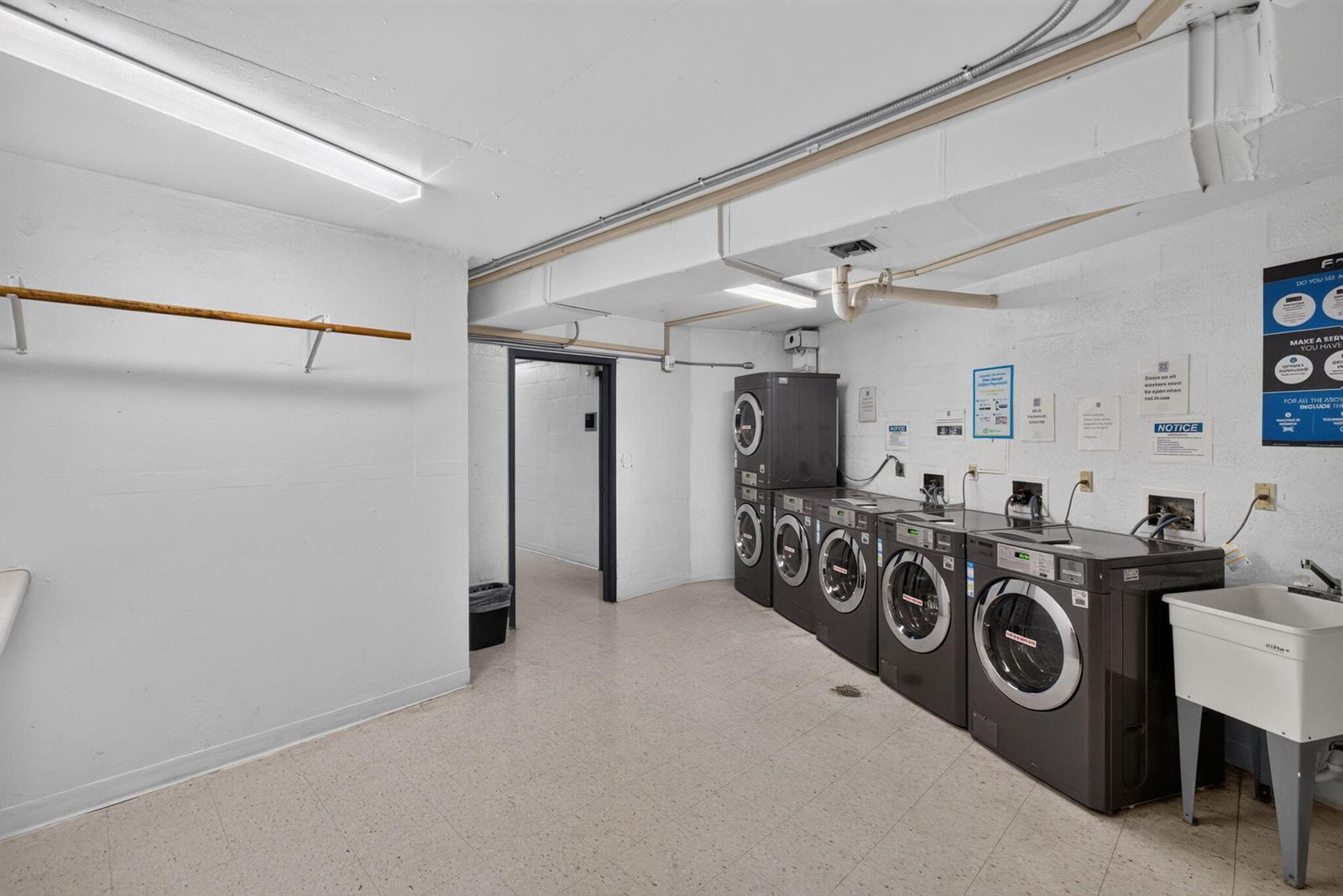 620 1 /  991 sq. ft. $ 2026-09-27 0 foto