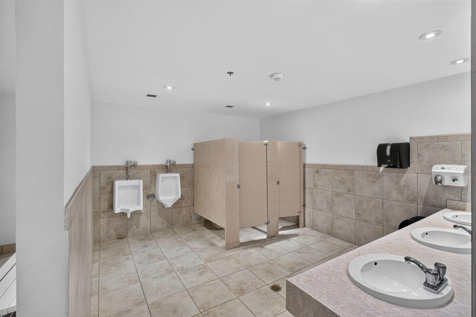 620 1 /  991 sq. ft. $ 2026-09-27 0 foto