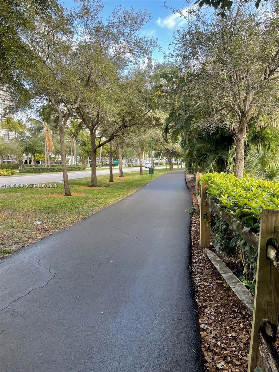 Photo 33 of Country Club Dr