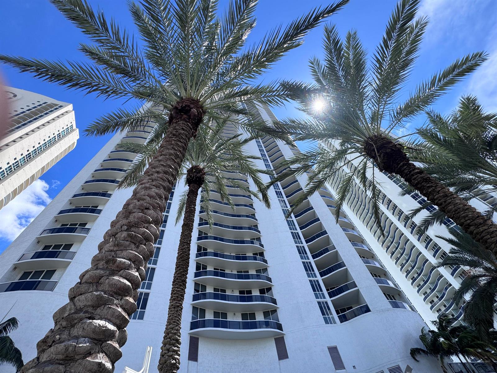 See details 4002 3 / 1979 sq. ft. $ 2026-09-28 0 Photo
