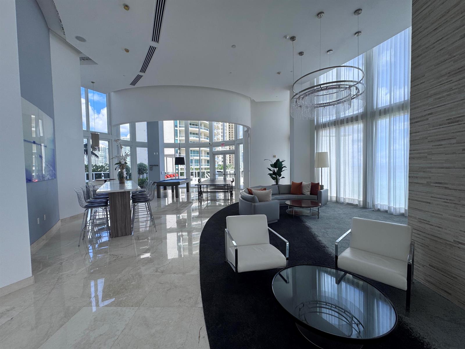 See details 4002 3 / 1979 sq. ft. $ 2026-09-28 0 Photo