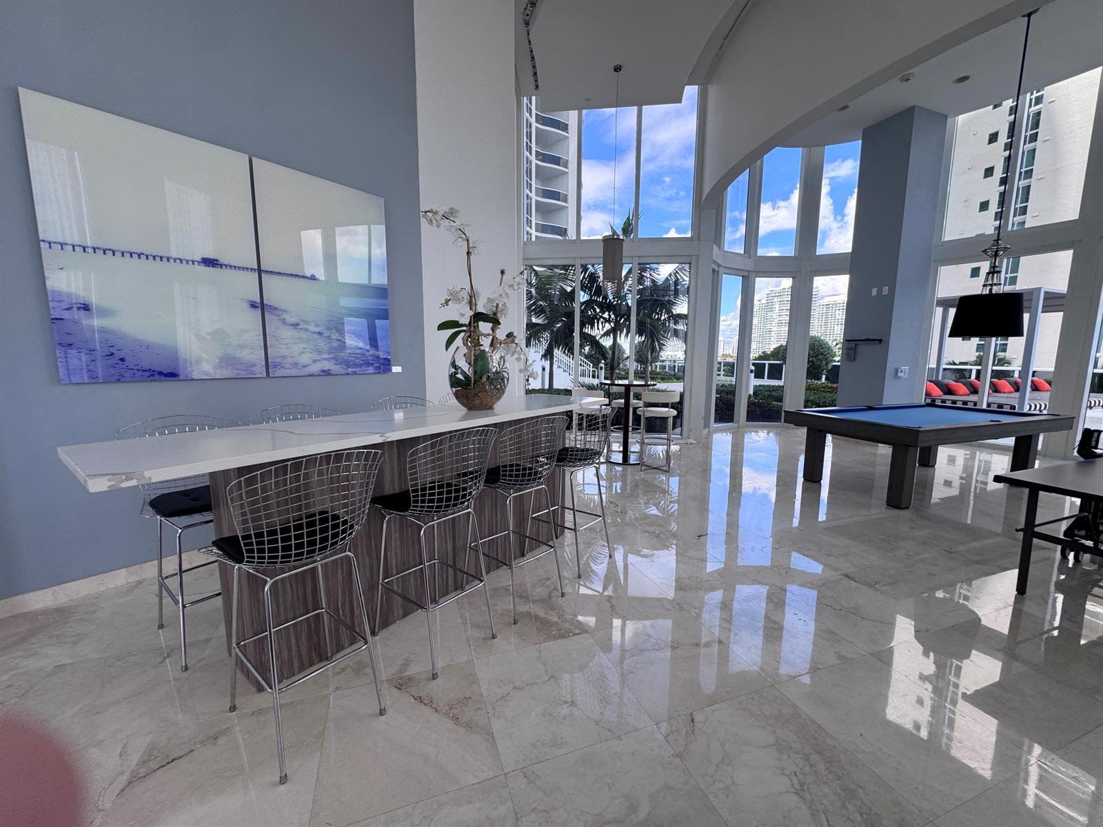 See details 4002 3 / 1979 sq. ft. $ 2026-09-28 0 Photo