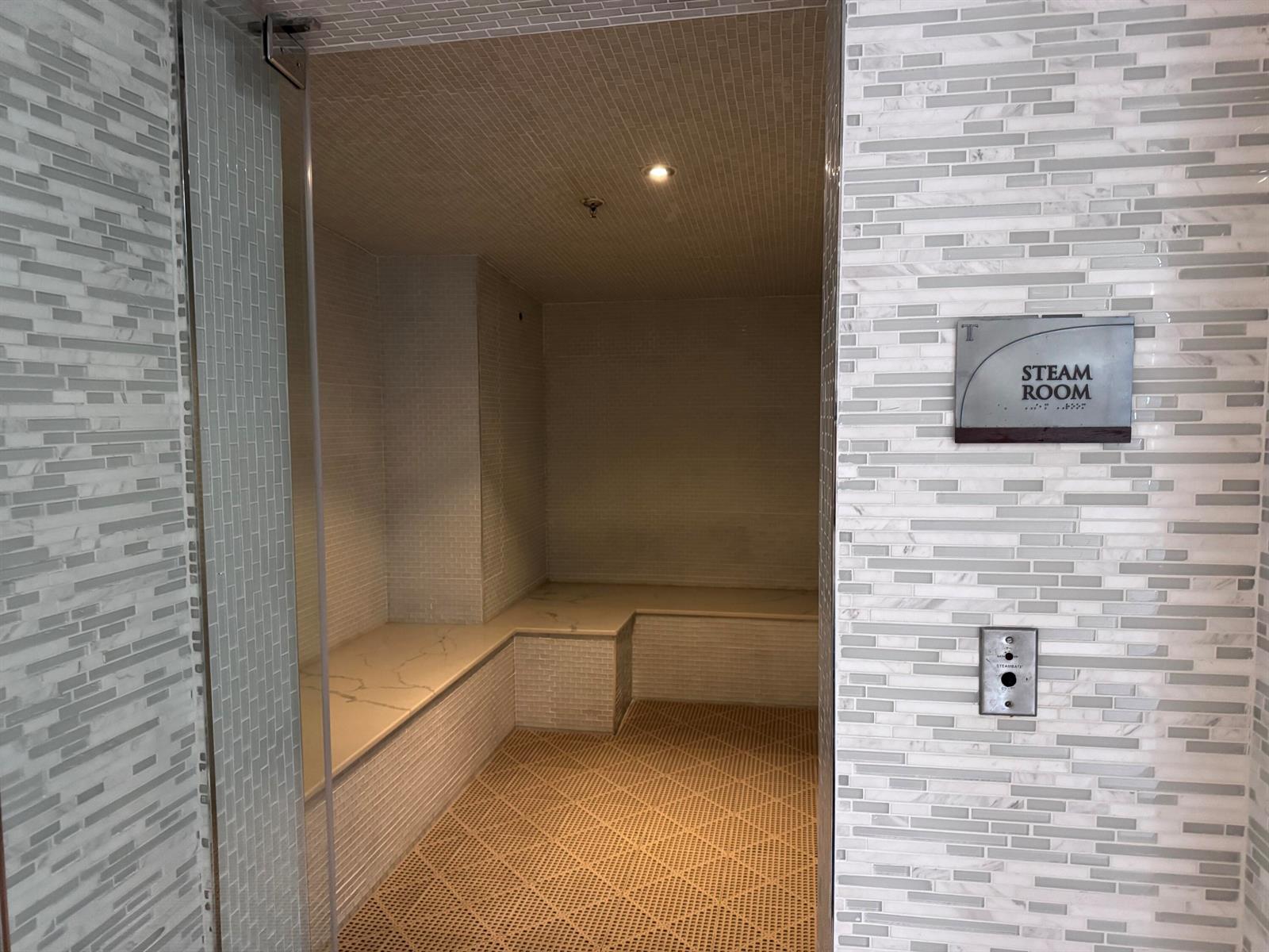See details 4002 3 / 1979 sq. ft. $ 2026-09-28 0 Photo