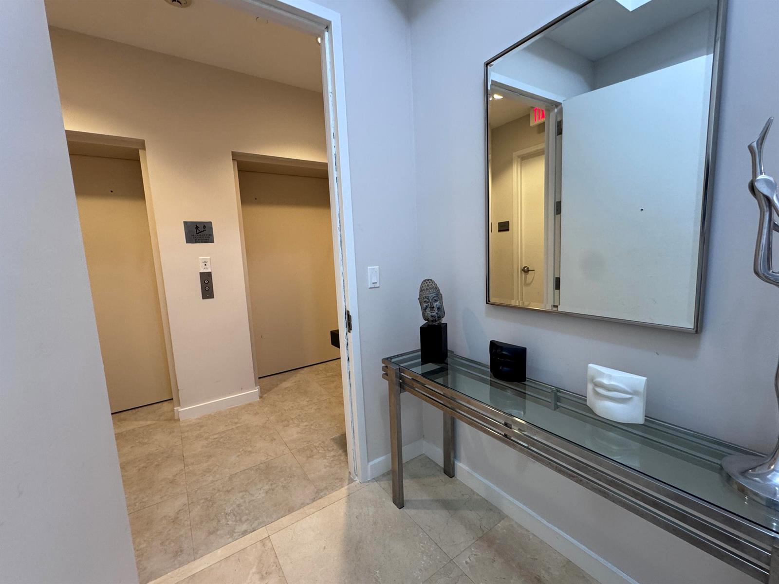 See details 4002 3 / 1979 sq. ft. $ 2026-09-28 0 Photo