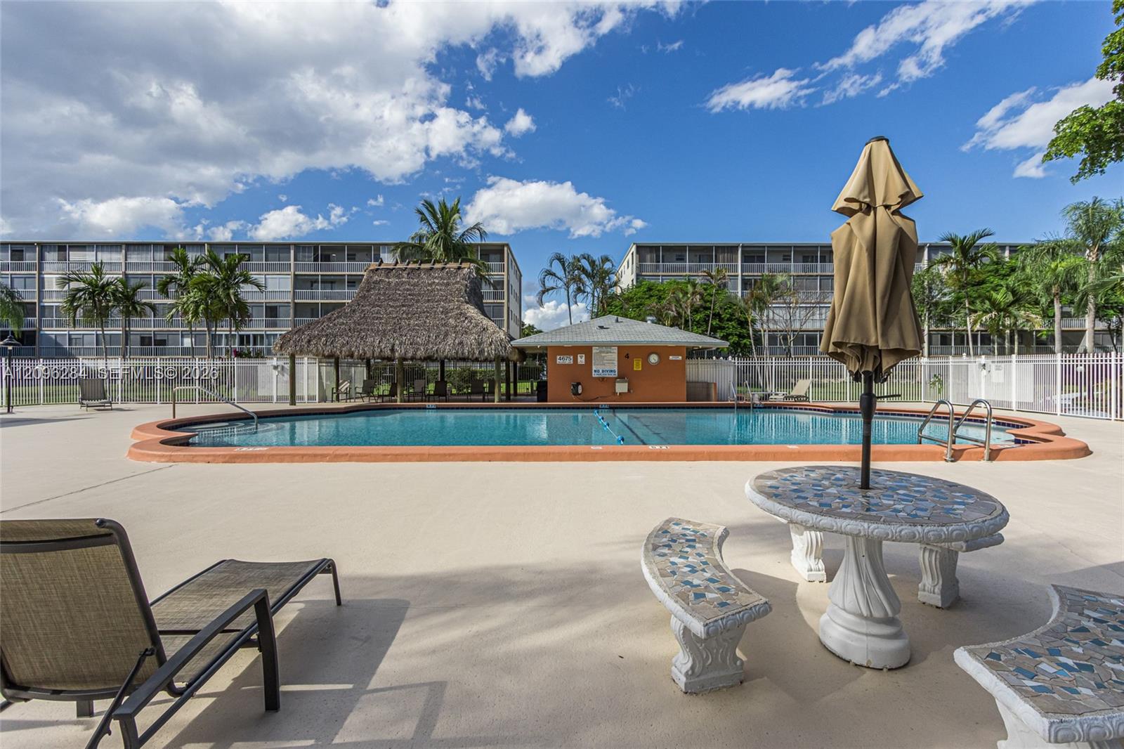 See details 502 2 / 2 992 sq. ft. $ 2026-09-27 0 Photo
