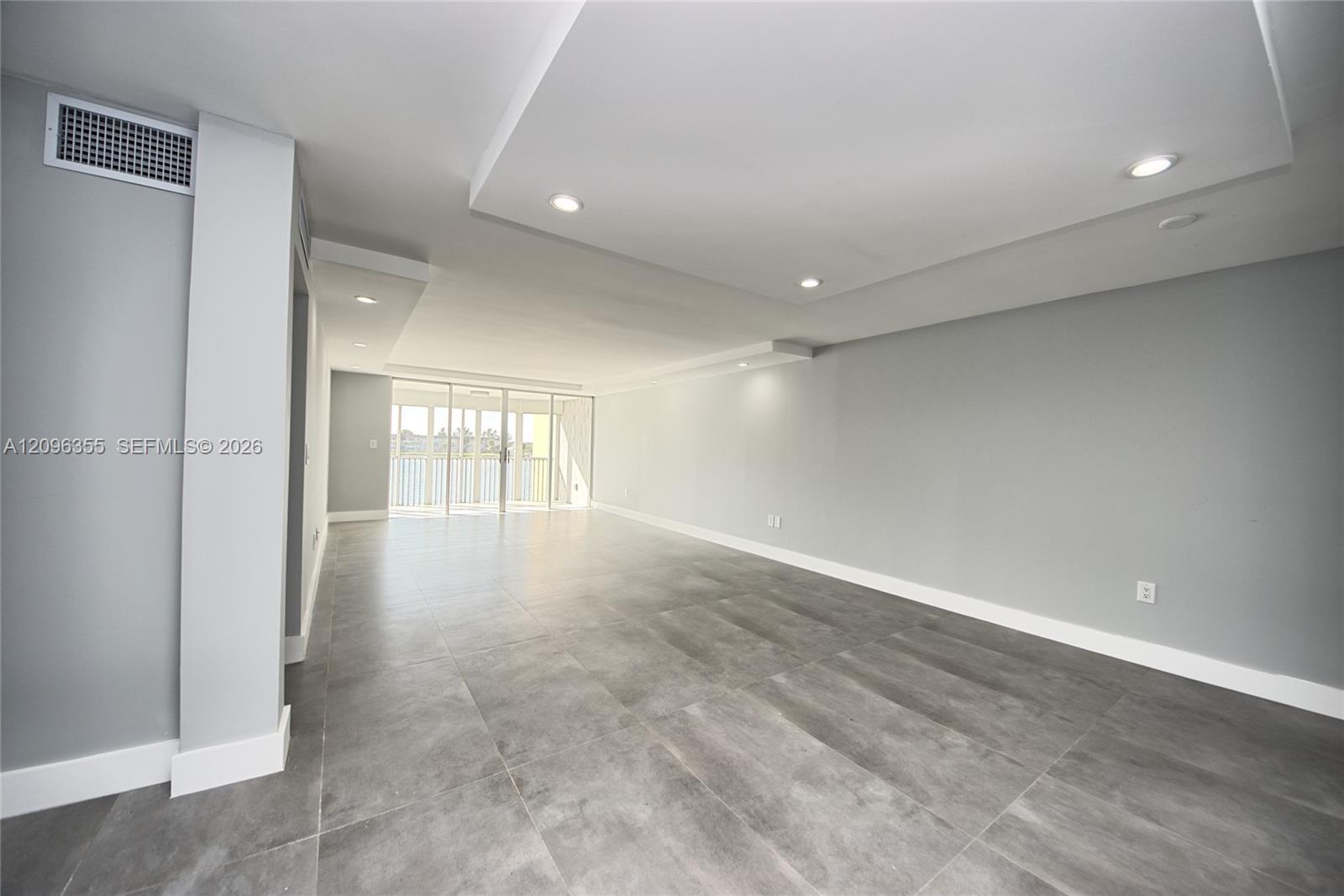 309-1 2 / 2 1674 sq. ft. $ 2026-09-27 0 foto