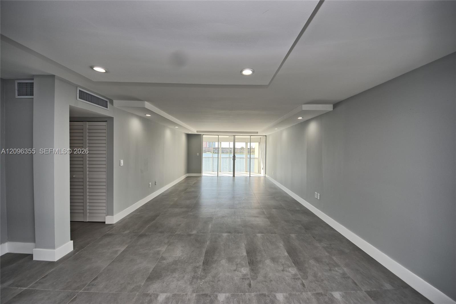 309-1 2 / 2 1674 sq. ft. $ 2026-09-27 0 foto