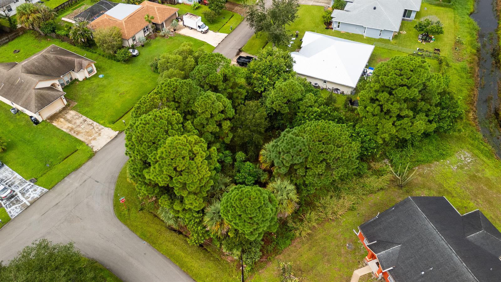   / 0  sq. ft. $ 2026-10-19 0 foto