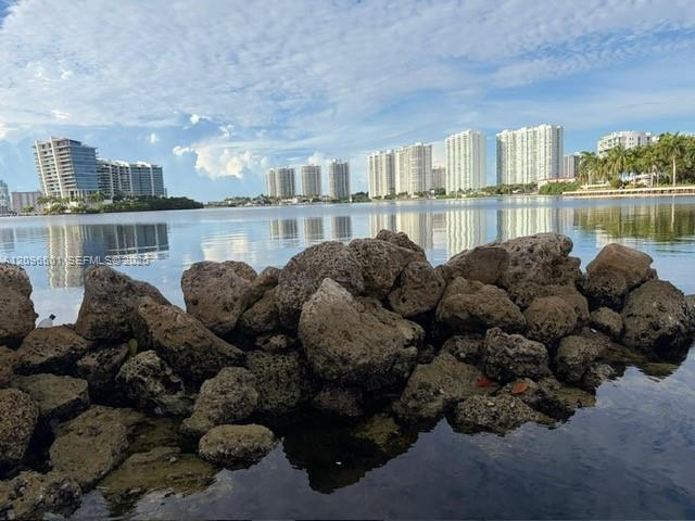 Photo 4 of Mystic Pointe Dr