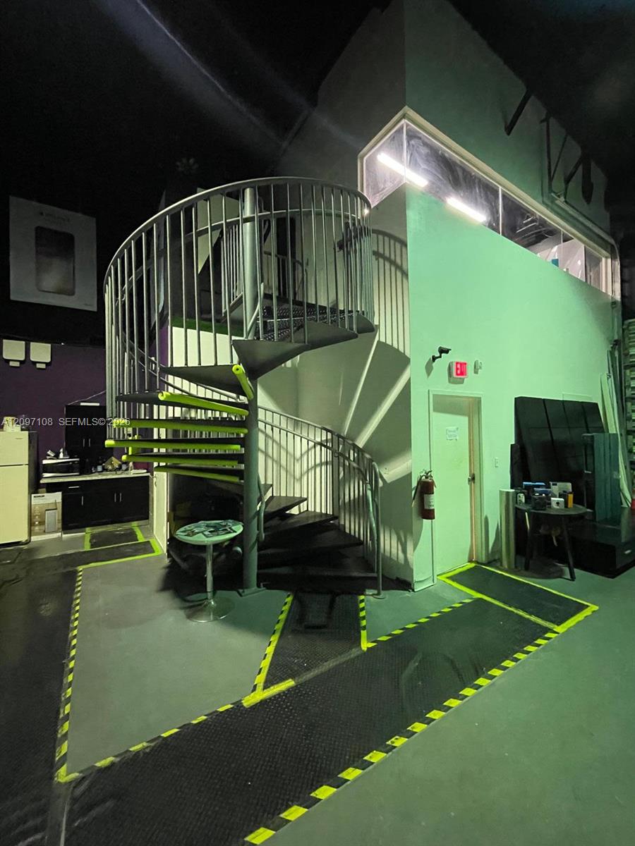 315  /   sq. ft. $ 2026-09-28 0 foto