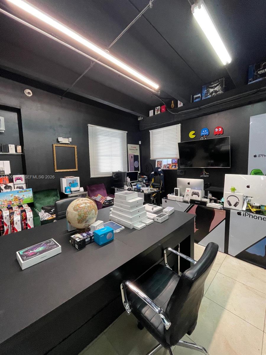 315  /   sq. ft. $ 2026-09-28 0 foto