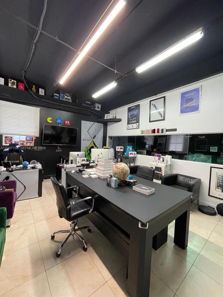 315  /   sq. ft. $ 2026-09-28 0 foto