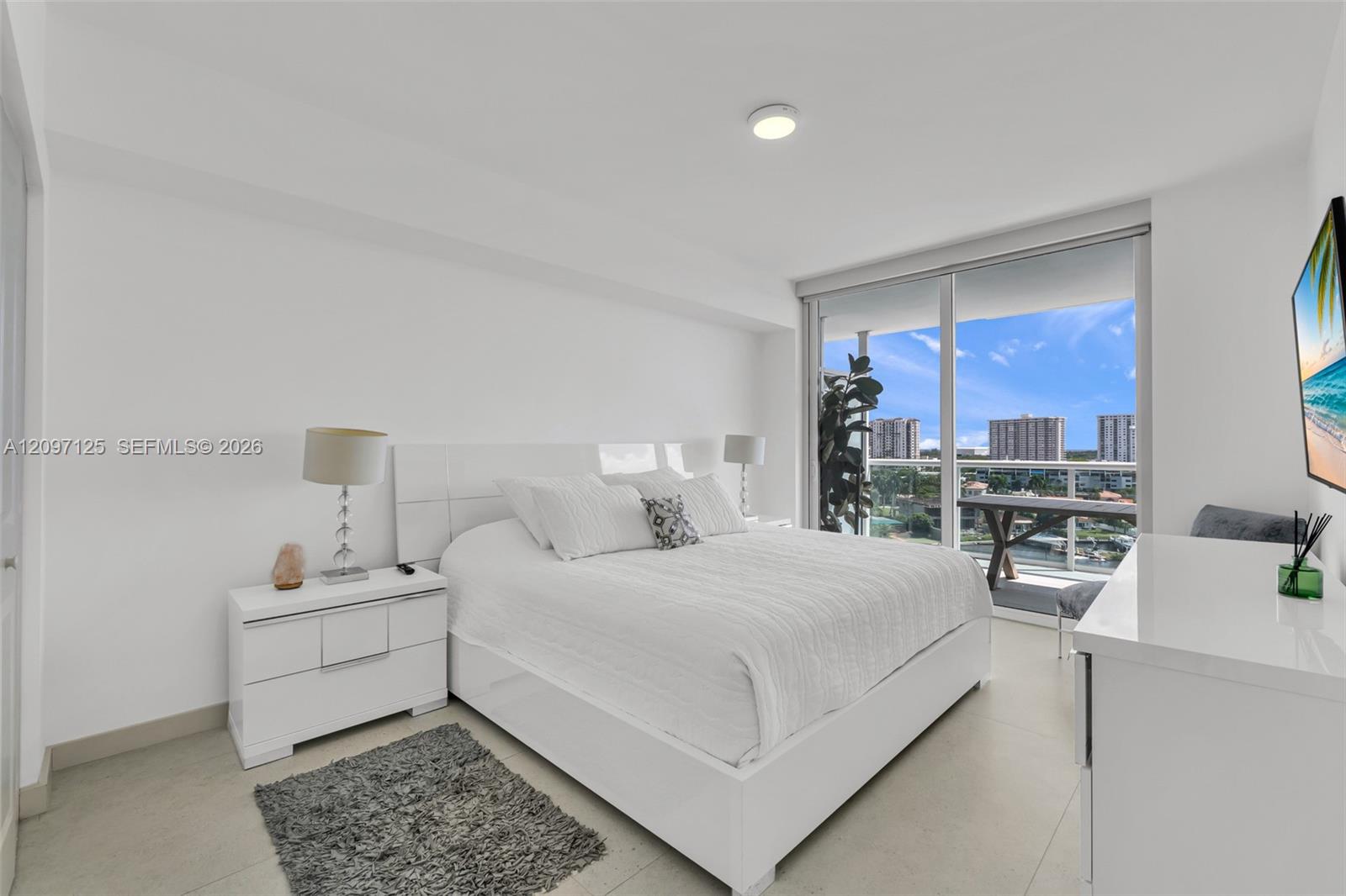 Photo 38 of Sunny Isles Blvd