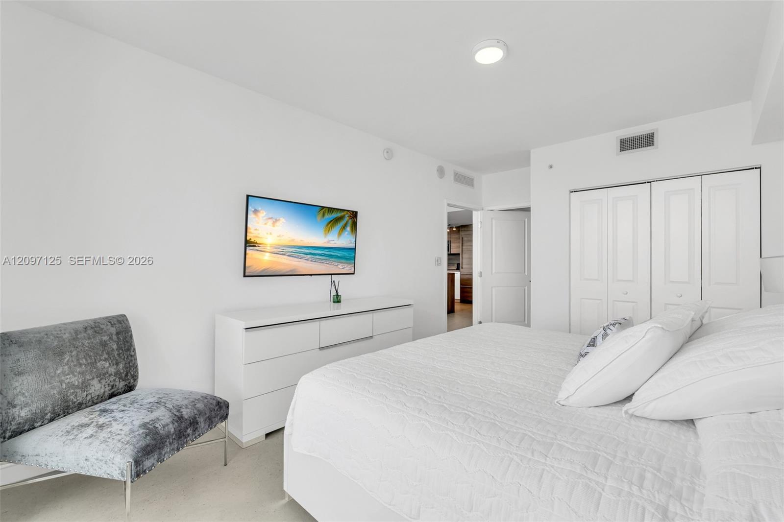 Photo 40 of Sunny Isles Blvd