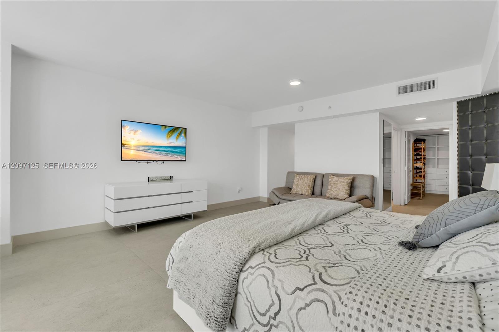 Photo 49 of Sunny Isles Blvd